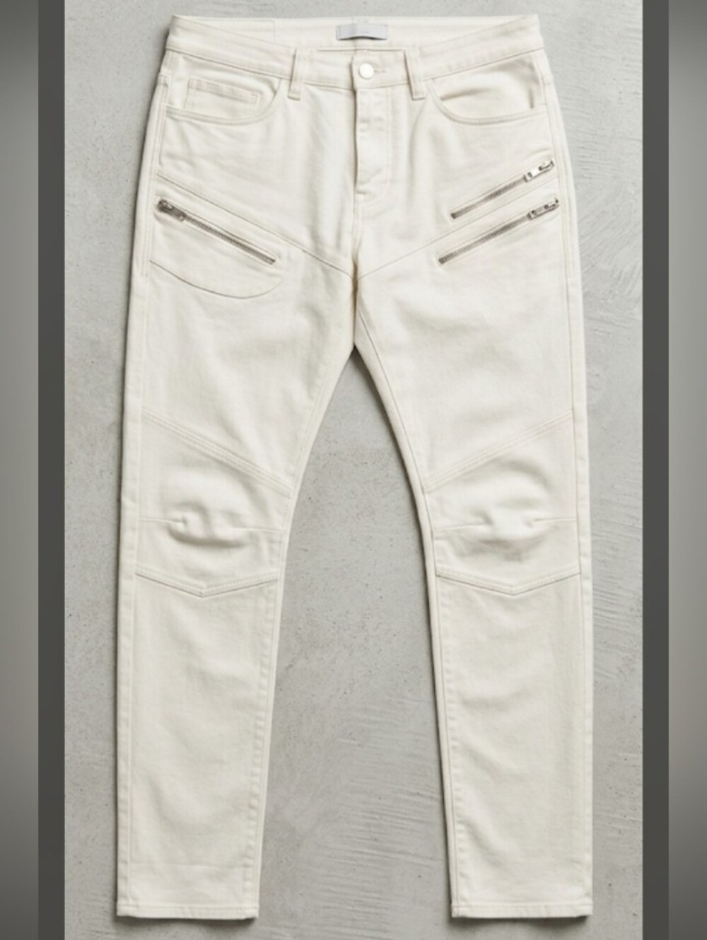 Riberto Cavalli-White Designer Jeans- Size-S (32" W×32" L.